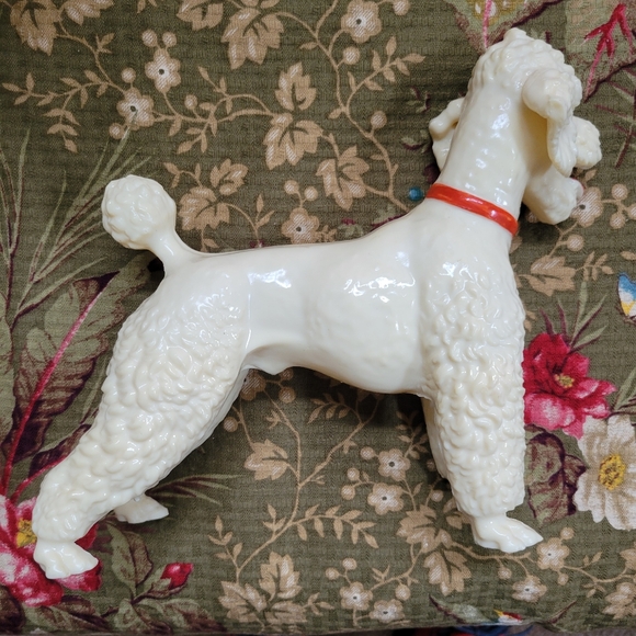 Breyer Poodle Dog ~ Vintage 1950s-60s ~ Regal ~ Molded Plastic ~ Adorable! - Picture 11 of 16